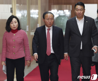 홍익표 원내대표와 회동 마친 윤재옥 원내대표