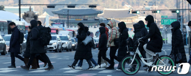 출근길 덮친 반짝추위