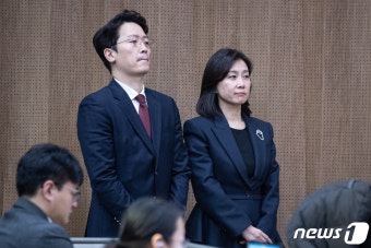 구혁모·김영호 개혁신당 입당 기자회견 지켜보는 이기인·허은아