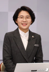 '전국 최연소 여성의장' 강진군의장 불신임 발의…배경 들여다보니