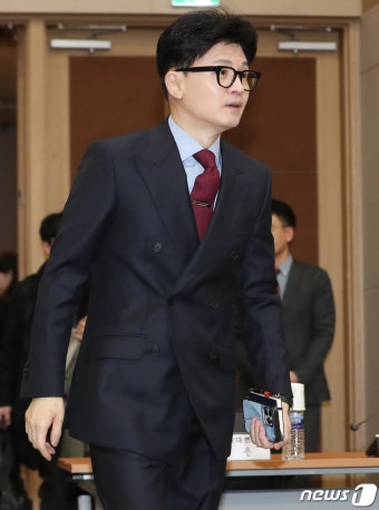 부산 현장 비대위 참석하는 한동훈 위원장