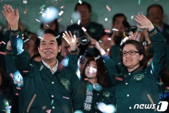라이칭더  대만 총통 당선인과 러닝 메이트 샤오비킴