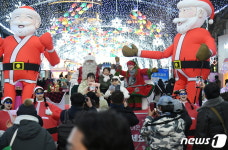밤에도 화려해요 화천산천어축제 선등거리 페스티벌 인기몰이