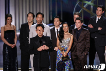 스티븐 연 '성난 사람들', 남녀주연상에 작품상까지…8관왕 쾌거 [75th 에미상]