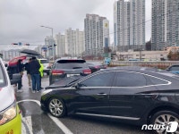 부산 해운대 수영강변대로서 5중 추돌사고…4명 경상