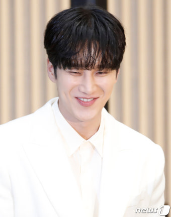 안보현, 순백의 재벌 형사
