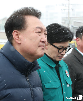 서천 특화시장 찾은 윤석열 대통령-한동훈 위원장