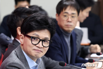 비대위 회의 참석한 한동훈·김경율