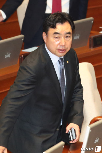 '돈봉투 의혹' 윤관석 의원 오늘 1심 선고…징역 5년 구형