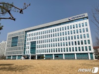 대전지방국세청, 서천 특화시장 화재 피해복구 성금 기탁