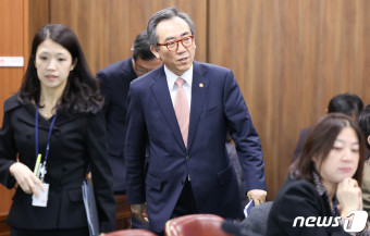 한-아프리카 정상회의 기획단 회의 참석하는 조태열 장관
