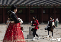 [오늘의 날씨]전북(4일, 일)…미리 찾아온 봄 전주·완주 13도