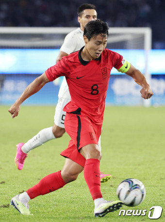 백승호, 버밍엄시티 입단 5일 만에 교체로 데뷔전…팀은 0-1 패
