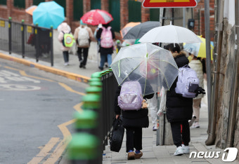 '늘봄학교' 올해부터 전국 초등학교로 확대
