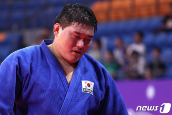 유도 김민종, 파리 그랜드슬램 결승서 올림픽 금메달리스트에 석패