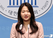 출마선언하는 박성민 전 민주당 최고위원