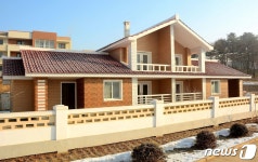 북한, 평안북도 축산농장 새집들이 진행…김정은이 마련한 행복한 터전