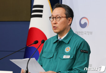 전공의 사직·의대생 동맹휴학 예고…