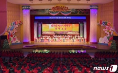 북한, 광명성절 경축 만경대학생소년궁전 종합공연 개최