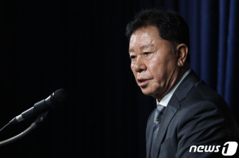 정해성 위원장 '감독 선임 과정 외압 흔들림 없다'
