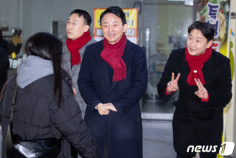 원희룡 후보와 출근길 시민 인사 나선 이천수