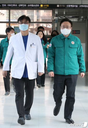 비상진료체계 점검 나선 조규홍 장관
