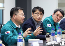 강경성 차관, 이차전지 제조용 전해액 생산기업인 엔켐 현장방문