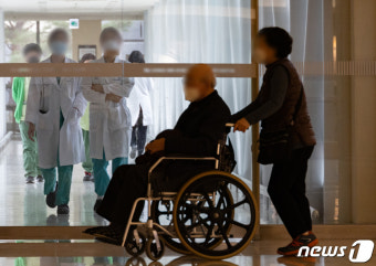 정부, 전공의 복구 '오늘까지'…사법처리 방침