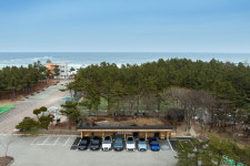 주문진해수욕장에 BMW 전기차충전소 설치…타사 차도 가능