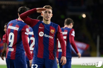 아스널, 승부차기 끝에 포르투 꺾고 14년 만의 UCL 8강행