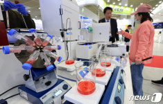 다양한 의료기기를 체험할 수 있는 KIMES