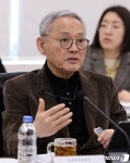 출판계 현안 논의하는 유인촌 장관
