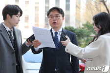 임현택 '고발 무관 질문 진술 거부하겠다'