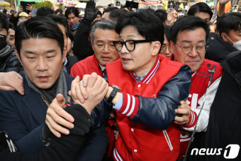 안양 찾은 한동훈 총괄선대위원장
