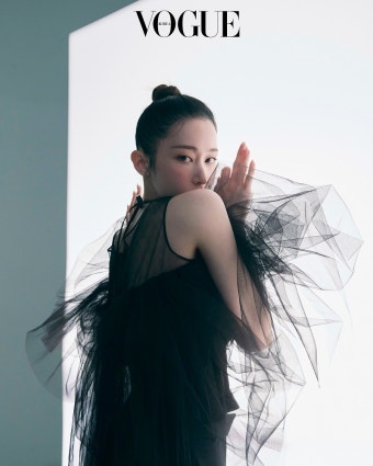 랑방컬렉션, 배우 전종서 함께한 '보그코리아 24 S/S 화보' 공개