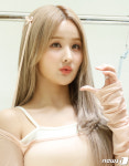 키스오브라이프 벨, 봄의 여신으로 변신한 '심신 딸'