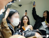 쥴리, 성수동에서 인기 만점