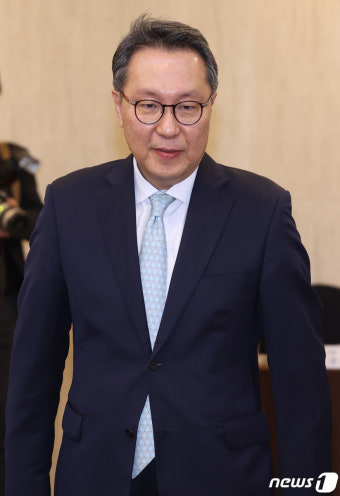 전공의 처우개선 토론회 참석하는 박민수 2차관