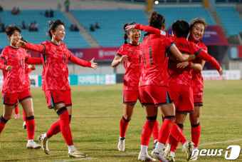 '최유리·지소연·장슬기 연속골' 여자 축구, 필리핀 상대로 3-0 완승