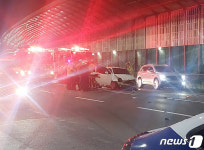 부산 장산고가교서 음주운전 사고…피해차량 운전자 의식 불명