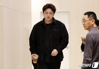 의협 비대위 참석하는 박단 대전협 비대위원장