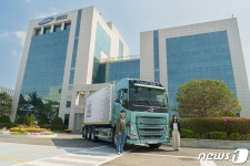 삼성SDI 본사에 전기트럭 뜬 이유는…EV 상용차 시장 정조준