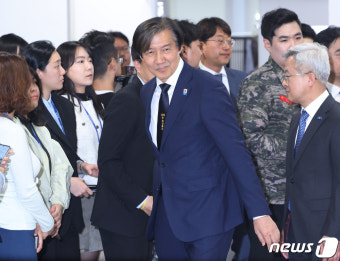 '채상병 특검법 처리 촉구' 회견 참석하는 조국