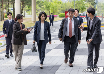 공판 출석하는 김혜경 씨…공직선거법 위반 혐의