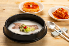 설렁탕집 섞박지에 반한 손님 무 5개 사와 내 것도 만들어줘 생떼