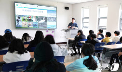 다친 야생동물 치료 이렇게…제주야생동물구조센터 생태교육