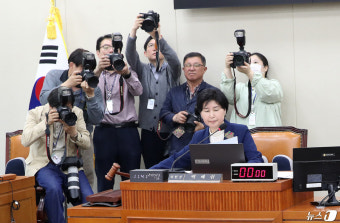 ‘가맹사업법‧민주유공자법’ 본회의 직회부 단독 처리하는 민주당
