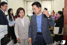 [뉴스1 PICK]與 중진들 비대위원장에 5선 이상 거론