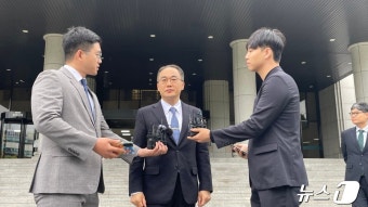 이화영 관련 질문 답하는 이원석 검찰총장