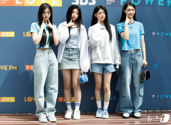 아일릿, 목동 뜬 '볼 콕 귀요미'